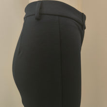 Carica l&#39;immagine nel visualizzatore di Gallery, Pantalone a zampetta punto milano
